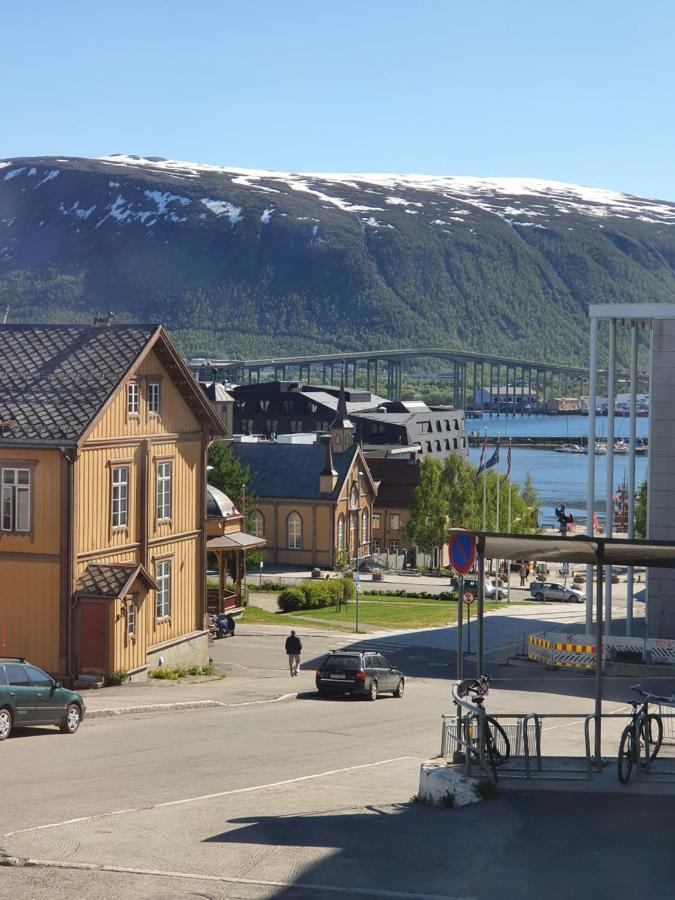 Small And Cute Apartment In City Center Tromso Exterior photo